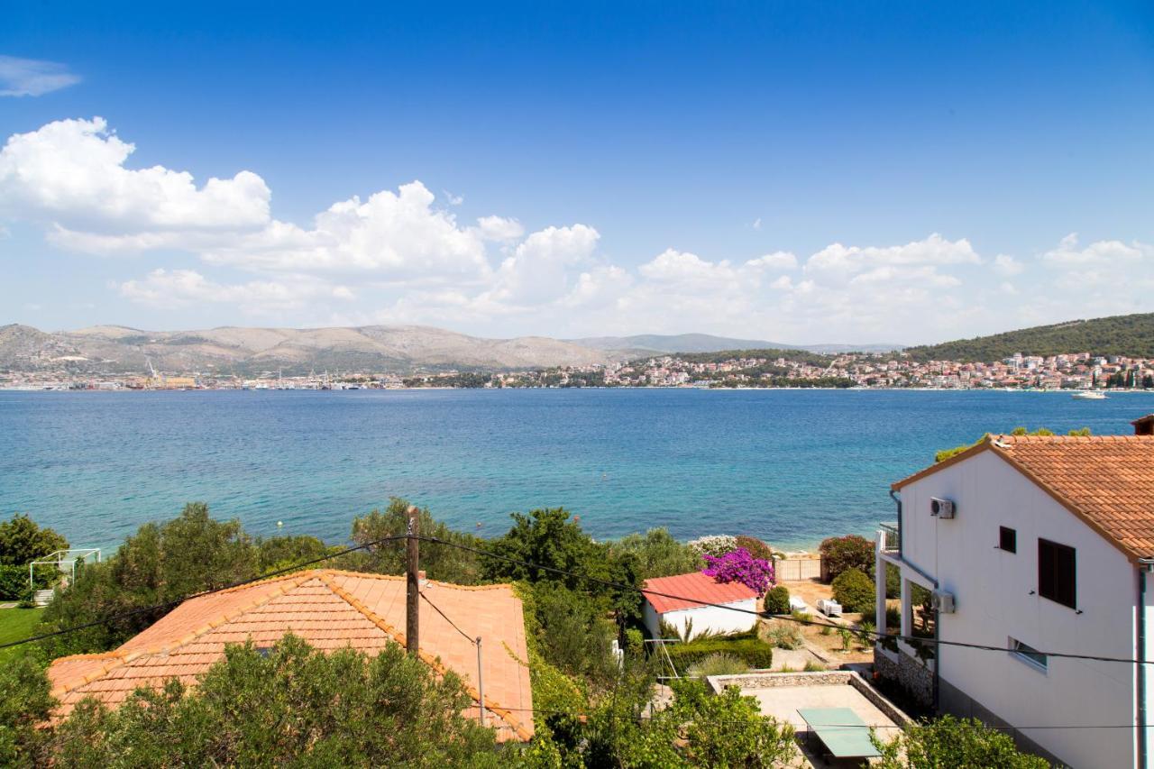 Beachfront House Olbia With Private Parking Apartment Trogir