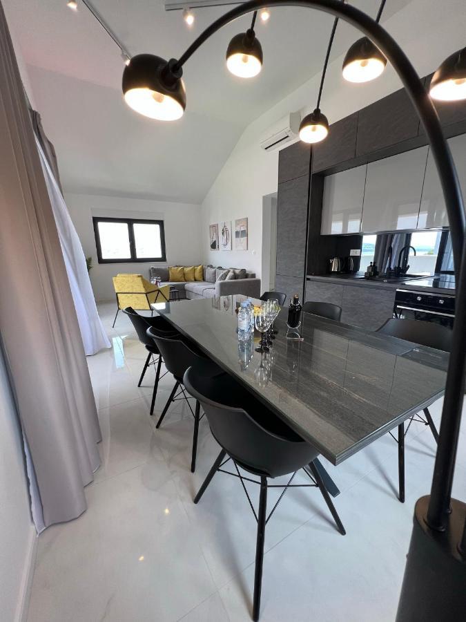 Beachfront House Olbia With Private Parking Apartment