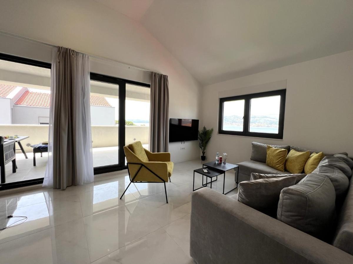 Beachfront House Olbia With Private Parking
